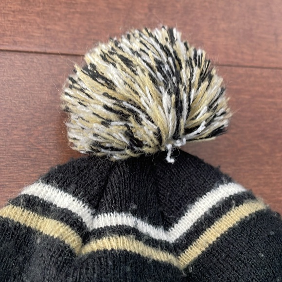 Pittsburgh Penguins NHL Squirt Squad toque - Picture 2 of 7